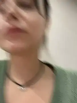 Snapshot of ellie_ssexy chatting on 02/17/25, 04:53 ellie ssexy online show from 02/17/25, 04:53