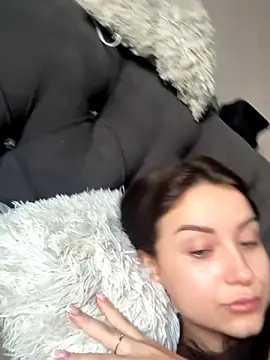 Snapshot of ellie_ssexy chatting on 09/10/25, 04:23 ellie ssexy online show from 09/10/25, 04:23