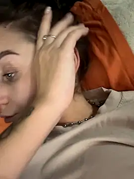 Snapshot of ellie_ssexy chatting on 09/20/25, 08:10 ellie ssexy online show from 09/20/25, 08:10