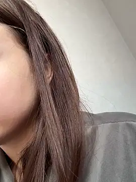 Snapshot of ellie_ssexy chatting on 10/08/25, 04:21 ellie ssexy online show from 10/08/25, 04:21