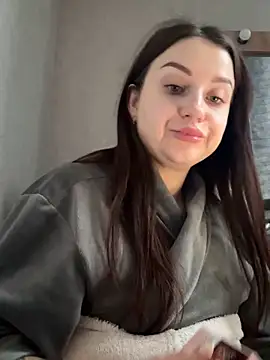 Snapshot of ellie_ssexy chatting on 10/18/25, 04:15 ellie ssexy online show from 10/18/25, 04:15