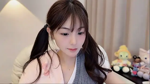 SHUIshui  online show from 02/15/26, 08:46