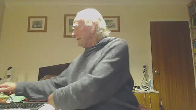 WaverlyKernow online show from 12/12/24, 03:27