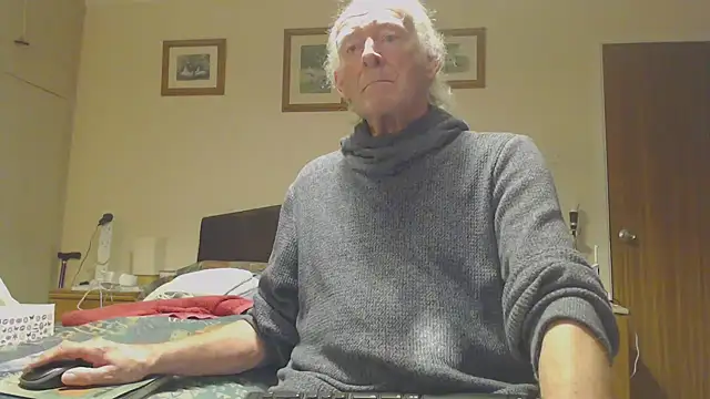 WaverlyKernow online show from 03/09/25, 08:52