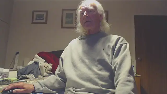 WaverlyKernow online show from 09/13/25, 09:25