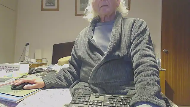 WaverlyKernow online show from 09/16/25, 06:53