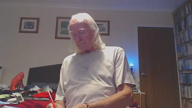 WaverlyKernow online show from 10/08/25, 12:58