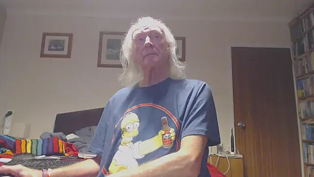 Snapshot of WaverlyKernow chatting on 01/13/26, 10:42 WaverlyKernow online show from 01/13/26, 10:42