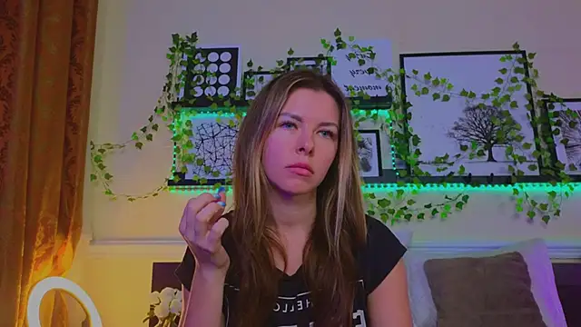 Real Tini online show from 01/14/25, 12:56