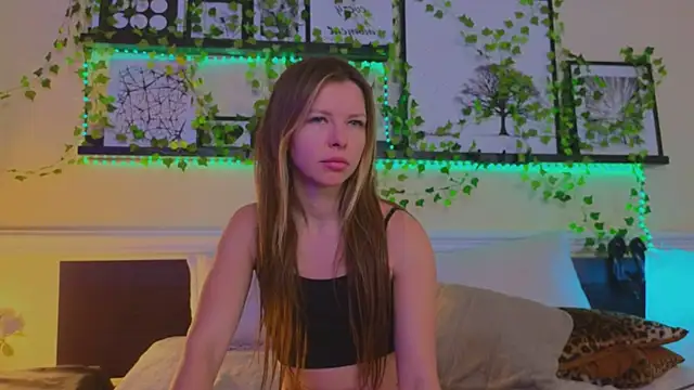 Real Tini online show from 01/19/25, 06:09