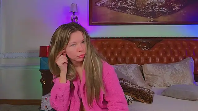 Real Tini online show from 12/15/25, 06:17