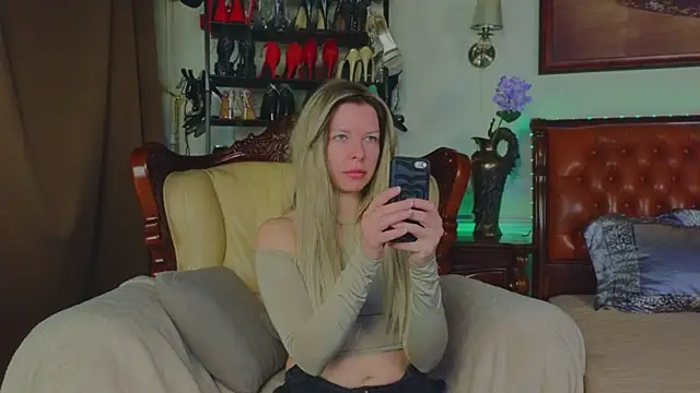 Real Tini online show from 03/21/26, 07:13