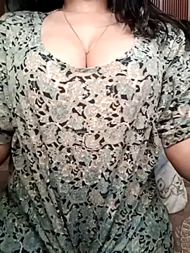 Snapshot of yourkajal chatting on 03/21/26, 02:16 yourkajal online show from 03/21/26, 02:16