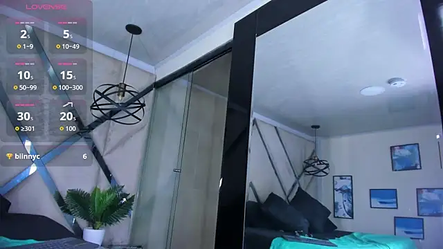 Snapshot of ElianFoxter chatting on 09/28/25, 11:10 ElianFoxter online show from 09/28/25, 11:10