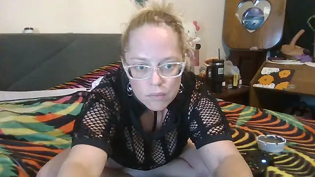 Toybox13 Pika online show from 11/24/25, 09:47