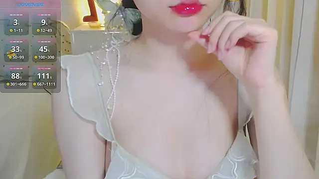 Snapshot of NGOCHA_06 chatting on 03/21/26, 04:28 NGOCHA 06 online show from 03/21/26, 04:28