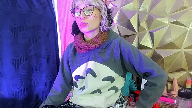 Snapshot of neeko_princes chatting on 12/06/24, 03:22 neeko princes online show from 12/06/24, 03:22