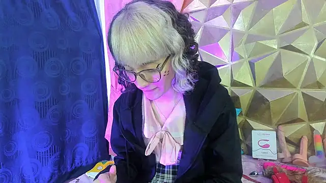 Snapshot of neeko_princes chatting on 12/07/24, 03:19 neeko princes online show from 12/07/24, 03:19