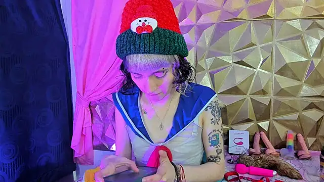 Snapshot of neeko_princes chatting on 12/13/24, 12:28 neeko princes online show from 12/13/24, 12:28