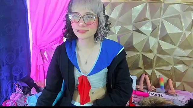 Snapshot of neeko_princes chatting on 01/19/25, 03:21 neeko princes online show from 01/19/25, 03:21