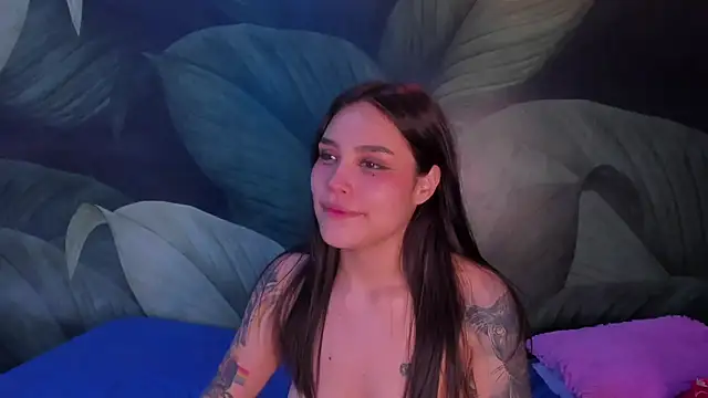 Snapshot of sweett_dirty chatting on 01/21/25, 06:23 sweett dirty online show from 01/21/25, 06:23