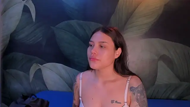 Snapshot of sweett_dirty chatting on 02/09/25, 12:19 sweett dirty online show from 02/09/25, 12:19