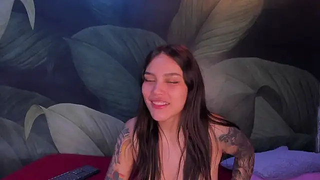 Snapshot of sweett_dirty chatting on 02/26/25, 03:30 sweett dirty online show from 02/26/25, 03:30