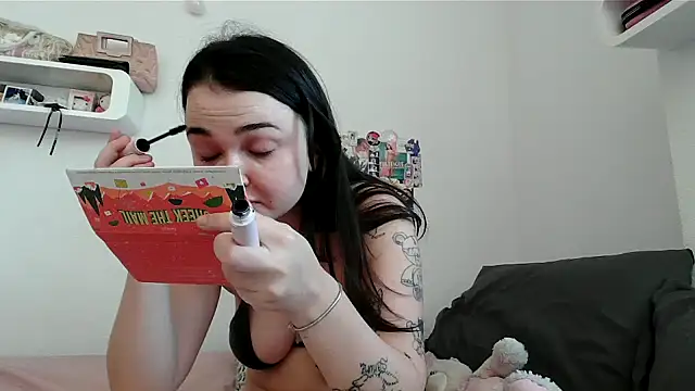 chunliklk online show from 09/18/25, 04:31