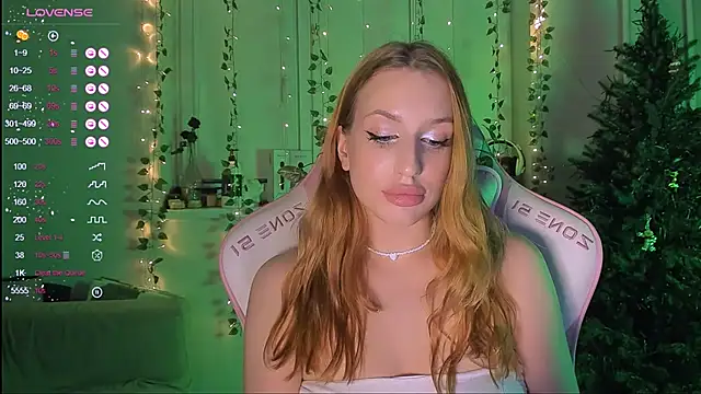 Snapshot of Anice_ chatting on 01/07/25, 01:17 Anice online show from 01/07/25, 01:17