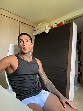 Snapshot of sendfer chatting on 03/13/26, 07:09 sendfer online show from 03/13/26, 07:09