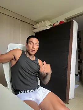 Snapshot of sendfer chatting on 03/18/26, 07:06 sendfer online show from 03/18/26, 07:06