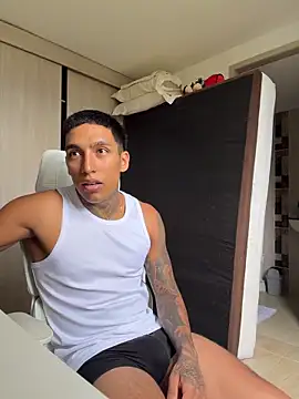 Snapshot of sendfer chatting on 03/26/26, 07:08 sendfer online show from 03/26/26, 07:08