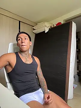 Snapshot of sendfer chatting on 04/07/26, 07:25 sendfer online show from 04/07/26, 07:25