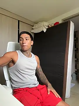 Snapshot of sendfer chatting on 04/08/26, 07:03 sendfer online show from 04/08/26, 07:03