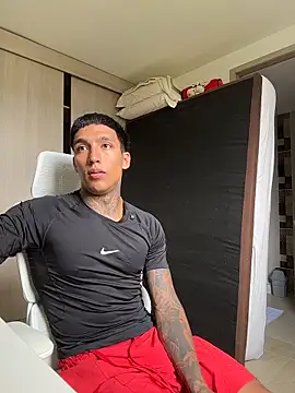 Snapshot of sendfer chatting on 04/21/26, 07:17 sendfer online show from 04/21/26, 07:17