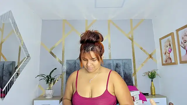Snapshot of angelina_castroo chatting on 01/28/25, 03:36 angelina castroo online show from 01/28/25, 03:36