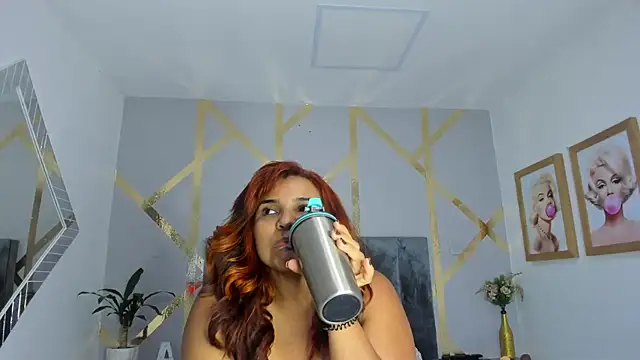 Snapshot of angelina_castroo chatting on 03/05/25, 03:18 angelina castroo online show from 03/05/25, 03:18