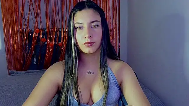 Lia 14  online show from 11/20/25, 05:45