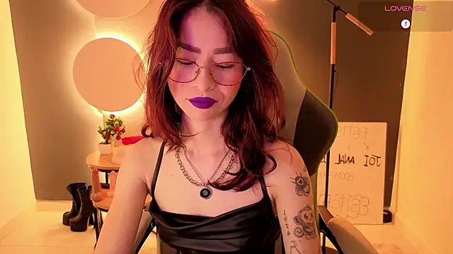 Snapshot of rosse_98_ chatting on 02/23/26, 12:24 rosse 98 online show from 02/23/26, 12:24