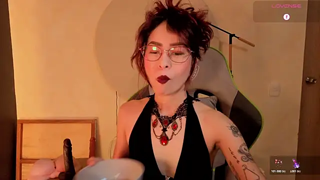 Snapshot of rosse_98_ chatting on 04/10/26, 01:16 rosse 98 online show from 04/10/26, 01:16