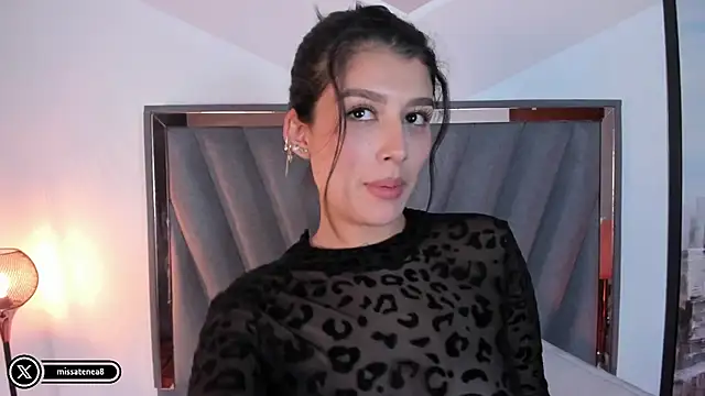 Snapshot of missatenea chatting on 02/11/25, 04:02 missatenea online show from 02/11/25, 04:02