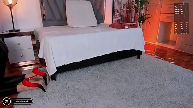 Snapshot of missatenea chatting on 03/21/25, 01:45 missatenea online show from 03/21/25, 01:45