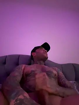 Snapshot of Pablo_fucker chatting on 04/26/26, 11:46 Pablo fucker online show from 04/26/26, 11:46