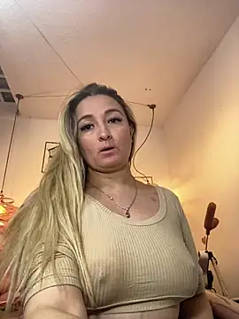 Snapshot of antonella87 chatting on 01/12/26, 09:42 antonella87 online show from 01/12/26, 09:42