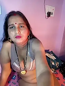 reemacouple007 online show from 02/11/26, 08:14