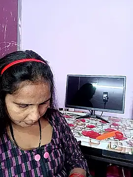 reemacouple007 online show from 02/15/26, 08:46