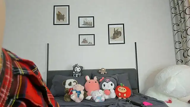 dolly ll online show from 03/18/25, 01:20