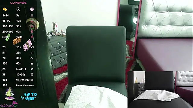 ViickySexy online show from 12/03/24, 07:44