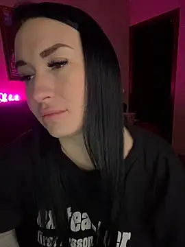 Roxana Bell online show from 02/14/25, 08:26