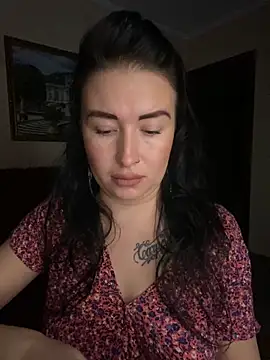 Snapshot of Roxana_Bell chatting on 03/13/26, 06:47 Roxana Bell online show from 03/13/26, 06:47